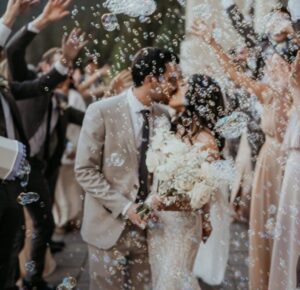 Ethereal Weekend-Long Lake Louise Wedding _ Junebug Weddings