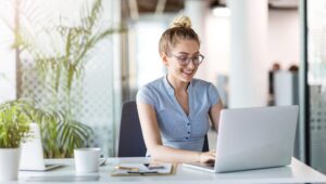freelance digital marketing workspace